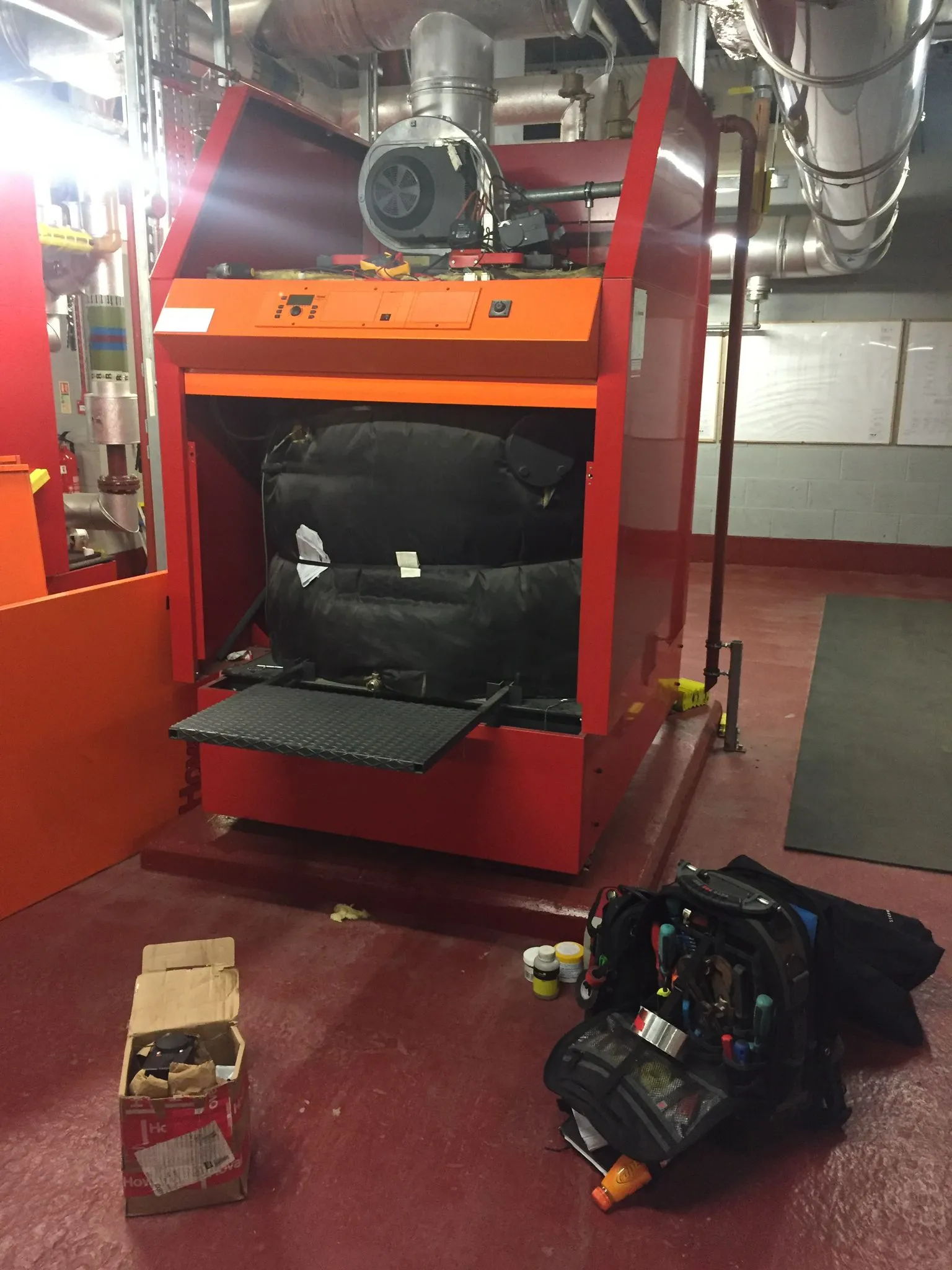 emergency heating engineer Canbury, KT2